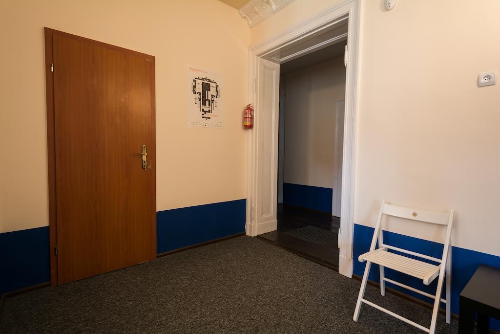 Hostel Awangarda Poznań Extérieur photo