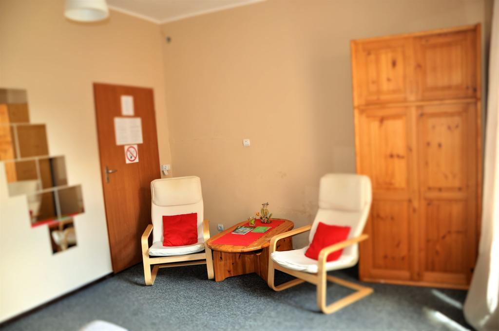 Hostel Awangarda Poznań Extérieur photo